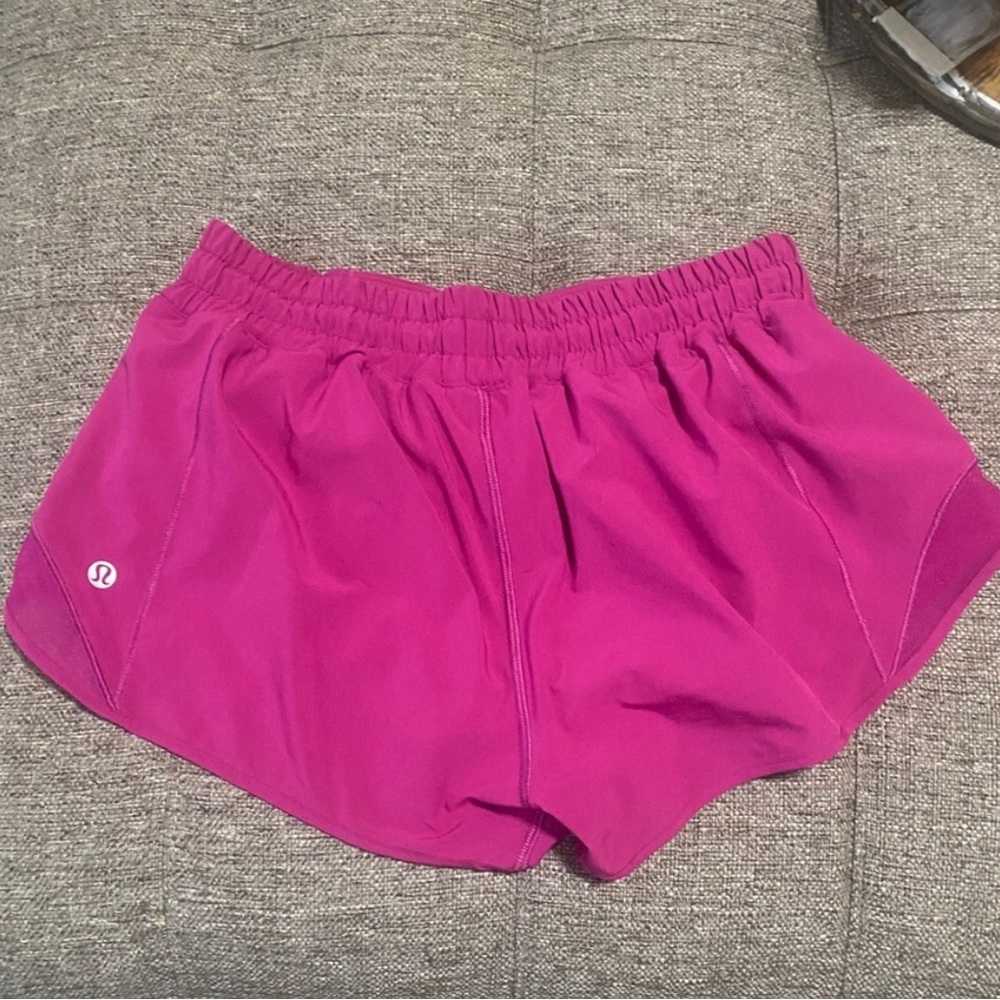 Pink lululemon hotty hot 2.5in